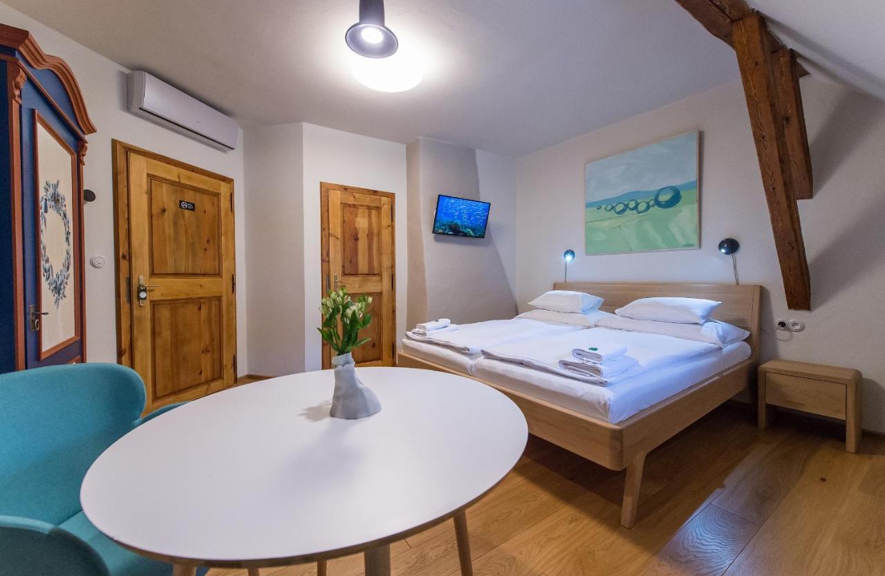 Alt Straninger Hotel Чешки Крумлов Екстериор снимка